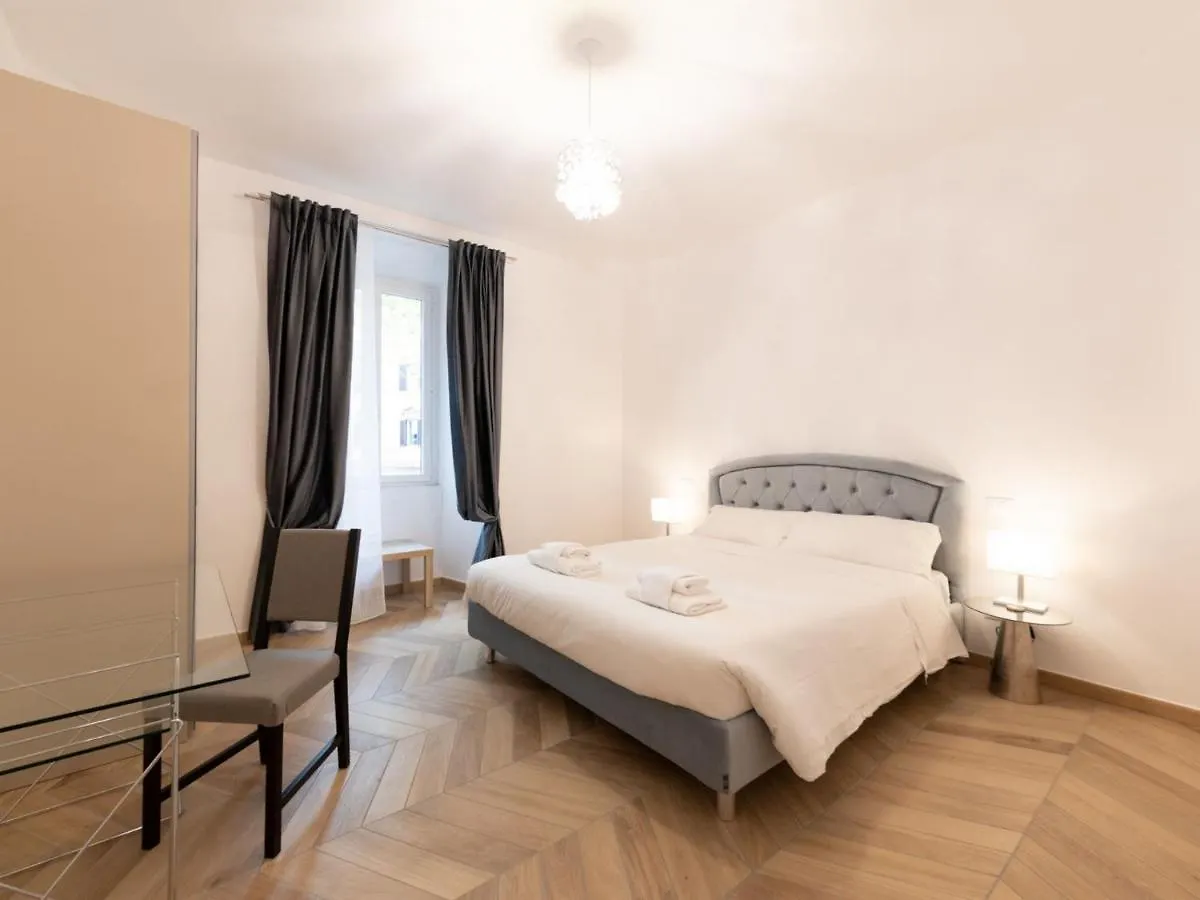 The Best Rent - Elegant Five-Bedrooms Apartment Near Colosseo Rom